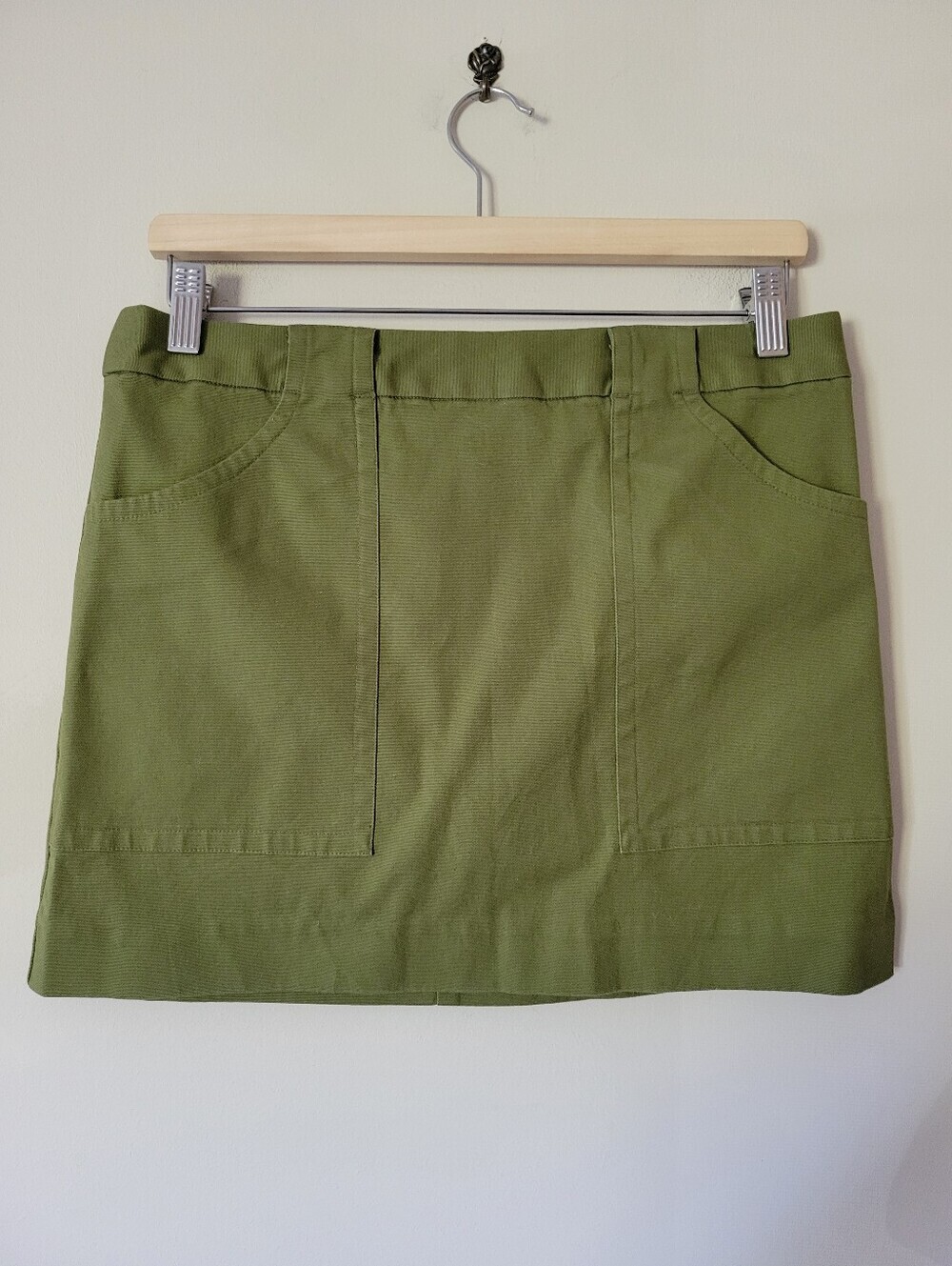NWT Kate Spade Weekend Y2K Olive Green Utility Pocket Mini Skirt Size 6
